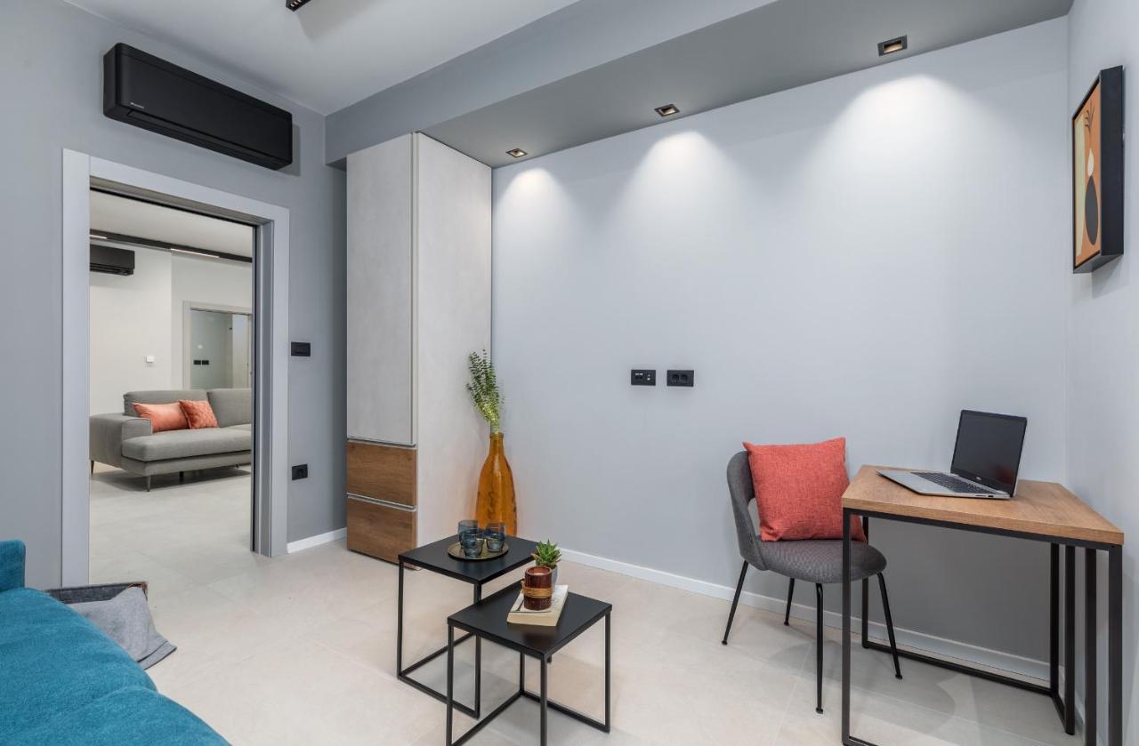 Amazing Private Villa With Outdoor Swimming Pool In ボドニャン エクステリア 写真